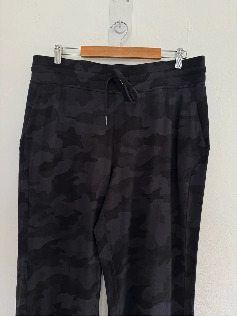 Lululemon Ready to Rulu Straight-Leg High-Rise Pant Heritage 365 Camo Deep Coal